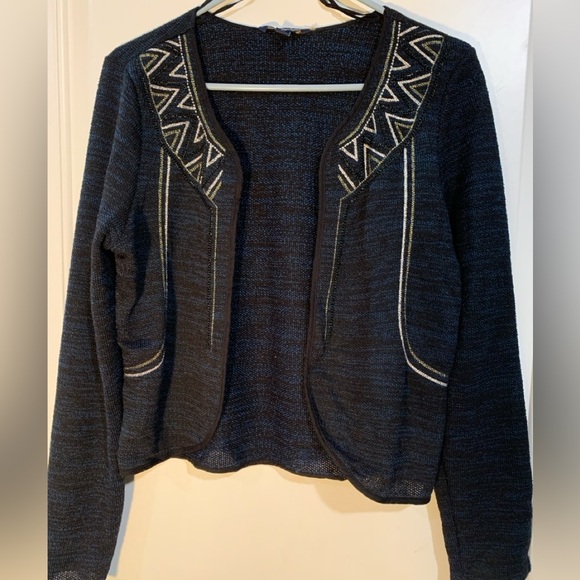 American Eagle Large Cardigan, Tribal Design, Blue & Black color, P2P 22, EUC - Picture 1 of 3